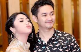 Jul 03, 2021 · jakarta, indonesia (ap) — sri dewi stood in the graveyard with her family, waiting their turn to bury her brother. Give Warning To Husband Dewi Perssik If There Are Various Kinds Of Lu I Will Marry Again Archyde
