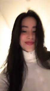 Dana Hayter's Instagram, Twitter & Facebook