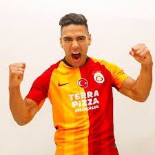 Twitter In En Populer Ismi Haluk Levent Fotograf Gazeteciligi Futbolcular Insan
