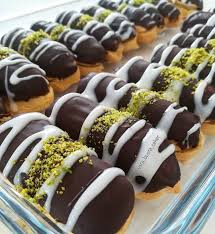 Selamun Aleykum Esra Busra Seker Ekler Pasta Sevenleri Gorebilir Miyim Dun Gece Pastanedekileri Aratmayacak Lezzette Ici Food Desserts Mini Cheesecake