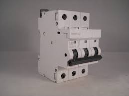 MEM MCB 32 Amp Triple Pole 3 Phase Breaker Type C 32A C32 Memshield 2 MCH332 - Willrose Electrical - Discontinued & Obsolete Circuit Breakers