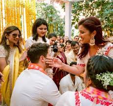Her life has taken quite the turn over the past few. Here S How Parineeti Chopra Nailed The Sister Of The Bride Look At The Nickyanka Wedding Wedmegood