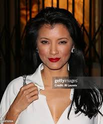 446 Buddies Art Friendship Auction Stock Photos, High-Res Pictures, and  Images