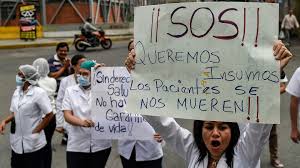 Vestir el uniforme blanco es símbolo de orgullo. El Enfermero Lucha En Una Venezuela En Crisis Acn