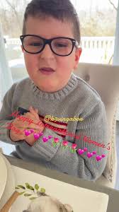 Kevin Gabor Speaking Romanian