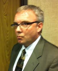 Judge: Live your life for you and Mandy Le