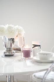 Char And The City Sweet Breakfast Table Setting For Two Yummy Chia Pudding Recipe Read More On The Breakfast Table Setting Romantic Decor Table Settings