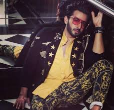 ولد ديراج دوبار ( dheeraj dhoopar ) بتاريخ 1984/12/20 بمدينة دلهي الهندية، وسط عائلة متوسطة تتكون من أب و أم و أخين و أخت، ديراج طوله 1.78، يتبع الديانة الهندوسية، هوايته المفضلة هي الرسم و التسوق و مشاهدة الأفلام، أكلته المفضلة هي. Ø¯ÙŠØ±Ø§Ø¬ Ø¯ÙˆØ¨Ø§Ø± ÙƒØ§Ø±Ø§Ù† Ø§Ø®Ø¨Ø§Ø± Ù…Ø³Ù„Ø³Ù„Ø§Øª Ø²ÙŠ Ø§Ù„ÙˆØ§Ù† ÙˆØ¨ÙˆÙ„ÙŠÙˆØ¯ Facebook