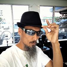 Skateboarding down Haleakala ✔️ • 🌋🛹🌅 • • • Repost from @jaaviaguilar •  • • • • • • #haleakala #haleakalanationalpark #volcano #visitmaui #downhill  #skateboard #sunsetcruise #skatetrip #ripperoftheday #mauirippers