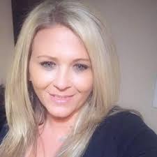 Lesley Beavers's Instagram, Twitter & Facebook