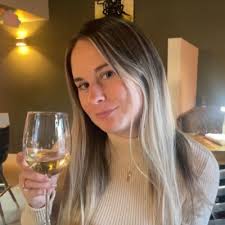 Taylor Downs Engebretson (@tay_engebretson)