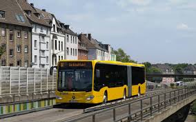 Essen Hightech Bus Fur Europas Erstes Spurbusnetz Bei Uns Radio Essen
