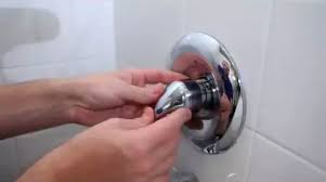 You can fix most bathtub plumbing problems with the replacement parts available at hardware stores and home centers. How Do You Fix A Leaky Bathroom Faucet Single Handle
