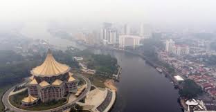 Pencemaran udara adalah kehadiran satu atau lebih dari satu substansi fisika, kimia atau biologi di atmosfer bumi dalam jumlah yang dapat membahayakan penyebab pencemaran udara bisa karena faktor alami atau kegiatan manusia. Kuching Jadi Kota Terpolusi Sedunia Jakarta Ranking Tujuh