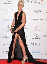 Entre les stars et les réseaux sociaux, c'est une grande histoire d'amour. 7 Idees De Laeticia Hallyday Laeticia Idees Vestimentaires Laetitia Hallyday