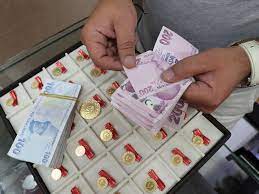Lira is the name of several currency units. Turkische Lira Fallt Auf Rekordtief Warum Sich Deutsche Urlauber Freuen
