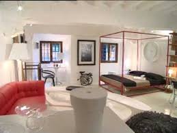Gli architetti spagnoli briales & sendín ci sono riusciti, arredando un appartamento di 40 mq full optional nel cuore di madrid, utilizzando solo, beh non proprio solo, ma per la maggior parte arredi della famosa azienda svedese ikea!. Come Arredare Un Monolocale Di 40 Mq Youtube