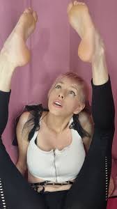 crazyrozyofficial: Nude, OnlyFans & Leaked ✴️