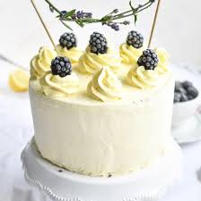 Rezept Fur Eine Brombeer Lemon Curd Torte Zuckerdeern Rezept Kuchen Und Torten Kuchen Und Torten Rezepte Torten