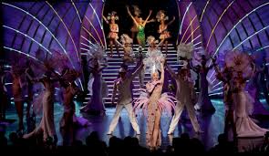 La Troupe Du Lido Chante Le Bonheur Lido Paris Lido De Paris Cabaret Paris