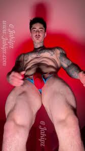 Watch online Jakipz OnlyFans - I know how much you like watching me show  off, strip & tease as I have you down on the ground lookin on X-video