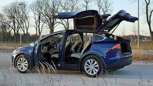 tesla model x fahrt 645000 km weit diese 102 teile gingen kaputt tesla tesla motors toyota prius