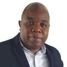 Jasper Snellen explaining the Acorn Framework to participants during the 2  days capacity building workshop