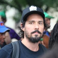 Jeremy Saunders's Instagram, Twitter & Facebook