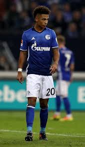 Boateng started his career at hertha bsc where he developed from the youth ranks to the main team. Werder Bremen Serge Gnabrys Freundin Sarah Ist Die Schwester Von Schalke Profi Thilo Kehrer Express De
