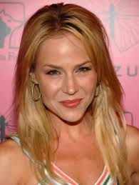 Julie Benz : Actress