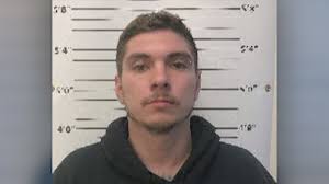 Albuquerque man wanted, accused of cutting off ankle monitor