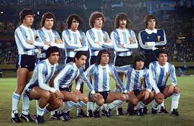 سُئل ديسمبر 19، 2016 في تصنيف رياضة بواسطة اسالني. ÙÙŠ ÙƒØ£Ø³ Ø§Ù„Ø¹Ø§Ù„Ù… 1978 Ø¨Ø§Ù„Ø£Ø±Ø¬Ù†ØªÙŠÙ† Ø±Ø§Ù‚ØµÙˆ Ø§Ù„ØªØ§Ù†ØºÙˆ ÙŠØªÙˆØ¬ÙˆÙ† Ø¨Ù„Ù‚Ø¨Ù‡Ù… Ø§Ù„Ø£ÙˆÙ„ Ø¹Ù„Ù‰ Ø­Ø³Ø§Ø¨ Ø§Ù„Ø·ÙˆØ§Ø­ÙŠÙ† Ø§Ù„Ù‡ÙˆÙ„Ù†Ø¯ÙŠØ© Ø£Ø±Ø´ÙŠÙ ØµØ­ÙŠÙØ© Ø§Ù„Ø¨Ù„Ø§Ø¯