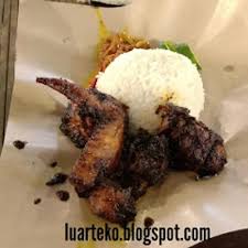 Tiga budak gemok abang tengah bungkus order utk delivery di shah alam dan kl ni kalau korang nak call atau wassap je abang nnt rider hantar depan pintu k فيسبوك Nasi Ayam Kicap Power Di 3 Budak Gemuk