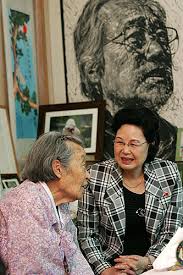 1990년대 말에 남녘동포들의 금강산관광이 시작되자 여사도 결혼 전에 목사의 요양을 위해서 머물었다고 하는 이곳을 찾았는데, 그녀는 그때 감격을 담아서 나에게 편지와 함께 자신이 쓴 시를 보내주었다. ê³  ë¬¸ìµí™˜ ëª©ì‚¬ì˜ ë™ì§€ ë°•ìš©ê¸¸ ìž¥ë¡œ 25ì¼ ì†Œì²œ í˜„ìž¥ì†Œì‹ ê¸°ì‚¬ë³¸ë¬¸ í†µì¼ë‰´ìŠ¤