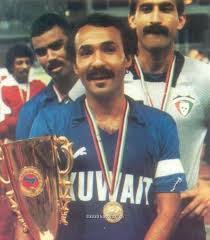 منتخب الكويت لكرة القدممنتخب الكويت لكرة القدم هو ممثل الكويت الرسمي في رياضة كرة القدم. Ø§Ù„Ø¹Ø²ÙŠØ² Ø§Ù„Ø¹Ù†Ø¨Ø±ÙŠ ÙŠØªØ±Ùƒ Ø§Ù„Ø³Ù„Ø© Ù„Øµ Ù†Ø¹ Ù…Ø¬Ø¯ Ø§Ù„ÙƒÙˆÙŠØª Ø§Ù„ÙƒØ±ÙˆÙŠ Ø§Ù„ØªÙŠØ§Ø± Ø§Ù„Ø§Ø®Ø¶Ø±
