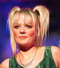 20 90s Hairstyles We Re Kind Of Still In Love With 90s Hairstyles 90s Grunge Hair Y2k Hairstyles