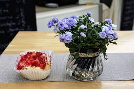 Maybe you would like to learn more about one of these? Decoration Bouquet Flowers Bouquet Of Flowers Strawberry Cake Strawberries Flower Table Vase Indoors Pxfuel