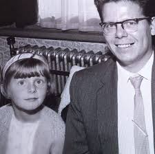 Hi quilting friends! I can't get the hang of free hand quilting, any tips  or tricks would be gratefully received please.