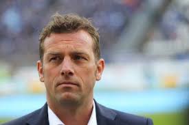 Schalkes trainer markus weinzierl gibt seinem schützling max meyer letzte ratschläge mit auf den weg. Markus Weinzierl Archive Seite 4 Von 58 Buzz04 Schalke 04 News