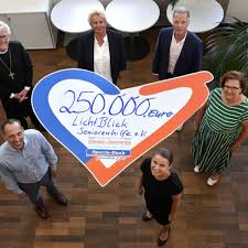 Berechnet und validiert nationale und internationale kontonummern, gibt informationen zu banken. Munchner Merkur Spendenaktion Fur Verein Lichtblick Gemeinsam Gegen Die Altersarmut In Oberbayern Stadt Munchen
