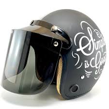 Salah satunya adalah merk, dimana harga helm dengan merk ternama memang lebih mahal.free packing bubble wrap tanpa biaya tambahan :) kaca helm retro flat untuk segala macam merk helm (bogo,jpn,cargloss, dll) tersedia 4 pilihan warna : Helm Bogo Retro Simple Good Hitam Putih Doff Kaca Flat Injak Dewasa Sni Shopee Indonesia