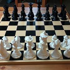 3d Printable Faceted Chess Set By Tom Davis Chess Set Auction Projects 3d Printing