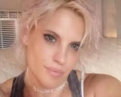 Nicole Tunstall's Instagram, Twitter & Facebook