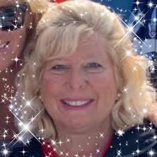 Thank you to all the participants in Annual Boat Parade this evening. Great  turn out and the boaters did a wonderful job in decorating their boats.  MERRY CHIRSTMAS TO ALL FROM CHRISTMAS