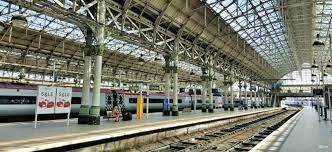 2 hours 40 mins (note change required at manchester piccadilly). Manchester Piccadilly Tickets Map Live Departure How To G2rail