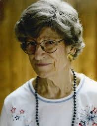 Louise Ryals's Instagram, Twitter & Facebook