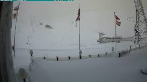 Tutte le cam meteo a stelvio elencate per tipologia e l'area di 3bmeteo dedicata alle webcam della regione trentino alto adige ed in particolare di stelvio. Grande Nevicata In Montagna Fotografie E Webcam Dalle Alpi