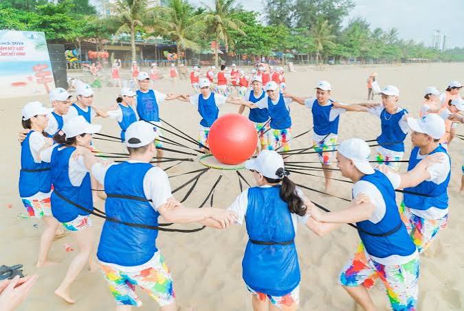 Tr&ograve; chơi phối hợp đồng đội