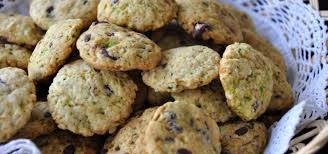 The glycemic index (gi) (/ɡlaɪˈsiːmɪk/;) is a number from 0 to 100 assigned to a food, with pure glucose arbitrarily given the value of 100, which represents the relative rise in the blood glucose level two hours after consuming that food. 10 Low Glycemic Index Desserts To Help You Enjoy A Sweeter Sleep Tonight Deneen Natural Health