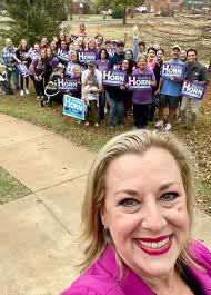 Kendra Horn (@HornForCongress)